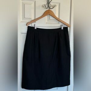 Worthington Women’s Classic Petite Black Pencil Skirt Size 16P Office Career